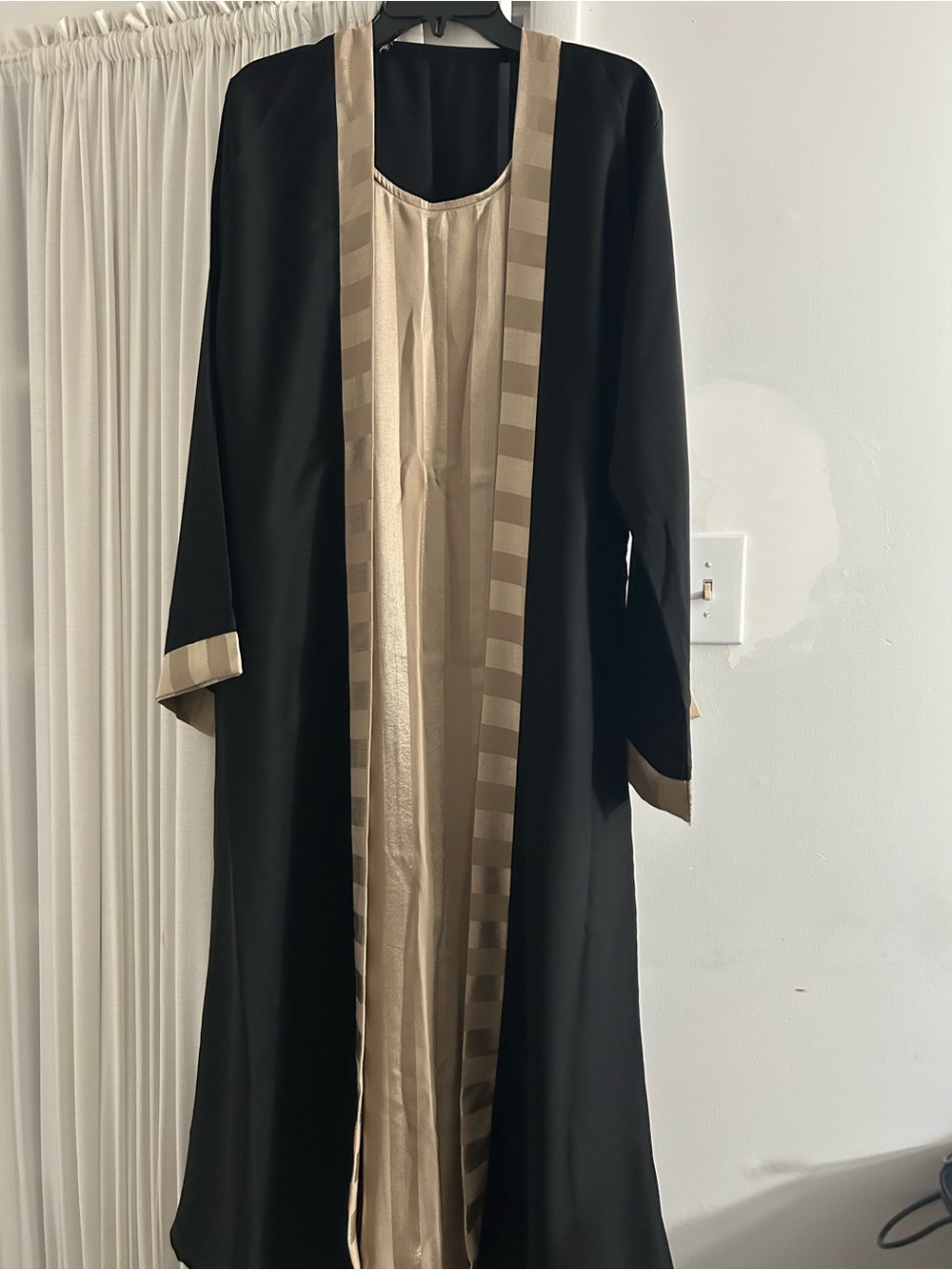 NWOT Black and Gold Open-Front Abaya
